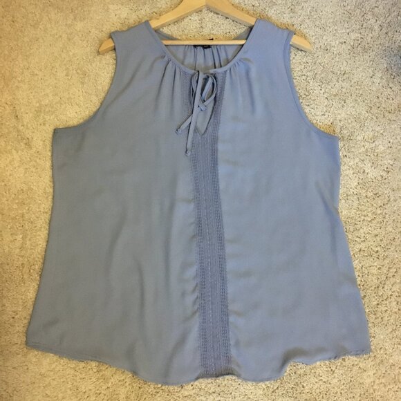 Vintage le chateau Canadian Made Pale Lavender Tie Up Crochet Lace Tank - Picture 11 of 14